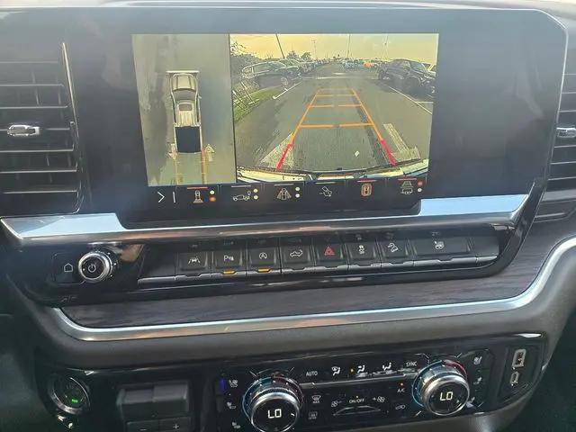 2026 GMC Sierra 1500 Crew Cab, Short Bed, SLT, 4WD