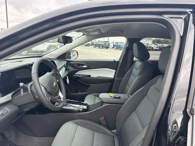 2026 Chevrolet Trax FWD LT