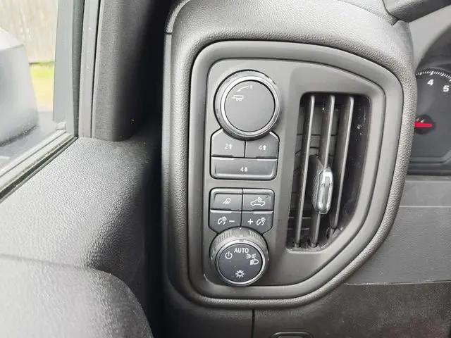 2025 Chevrolet Silverado 2500HD 4WD Double Cab Standard Bed Custom