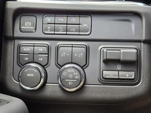 2026 Chevrolet Tahoe 4WD Premier