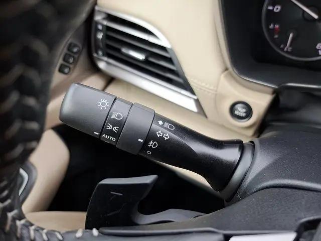 2025 Subaru Legacy Limited