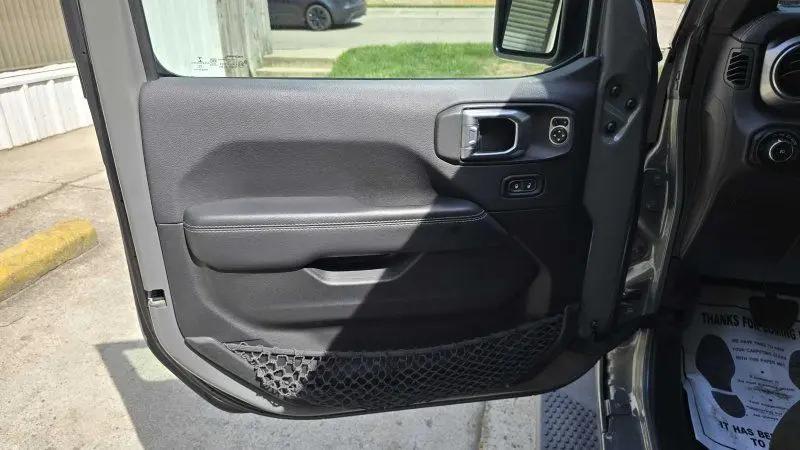 2020 Jeep Wrangler Sahara 4x4
