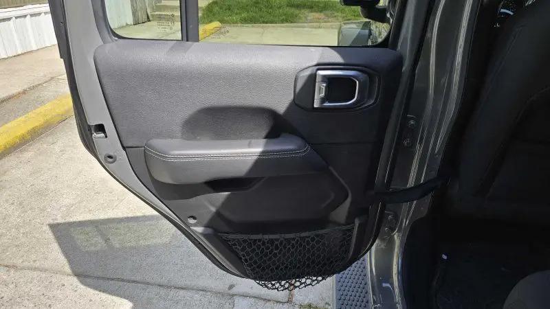 2020 Jeep Wrangler Sahara 4x4