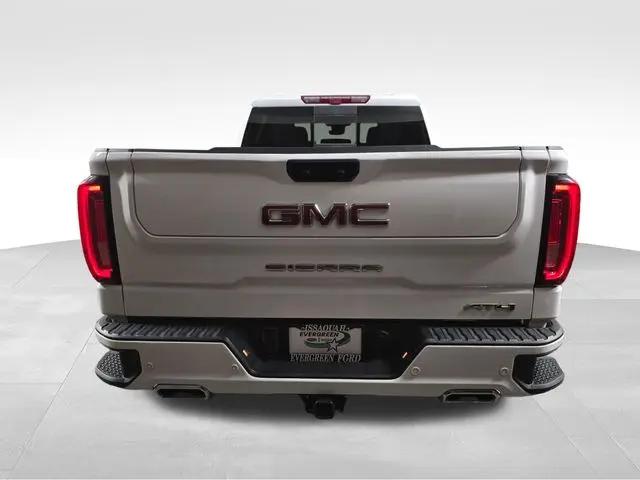 2025 GMC Sierra 1500 4WD Crew Cab Standard Box AT4