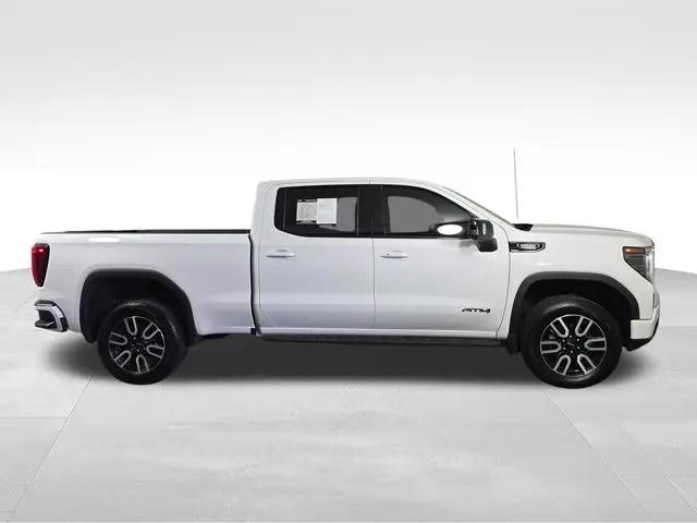 2025 GMC Sierra 1500 4WD Crew Cab Standard Box AT4