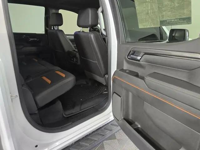 2025 GMC Sierra 1500 4WD Crew Cab Standard Box AT4