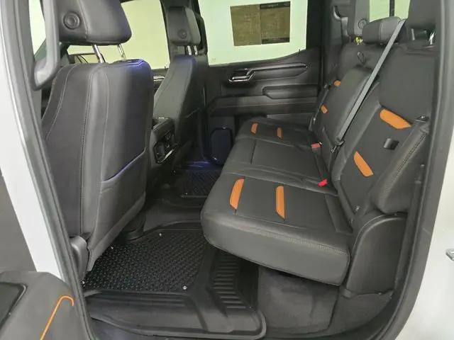 2025 GMC Sierra 1500 4WD Crew Cab Standard Box AT4