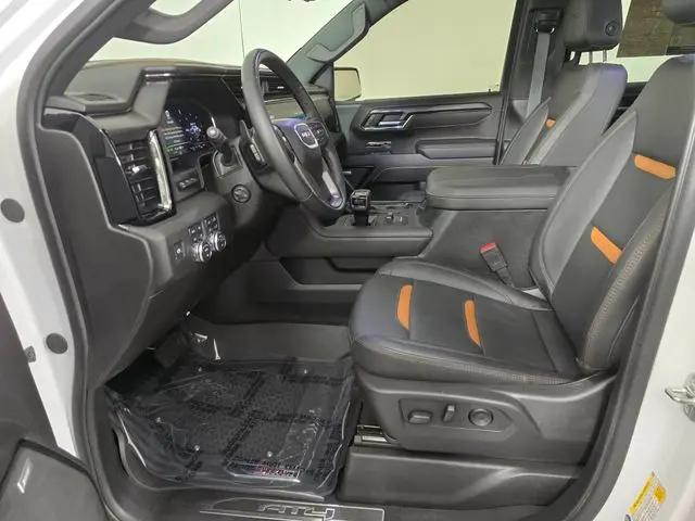 2025 GMC Sierra 1500 4WD Crew Cab Standard Box AT4