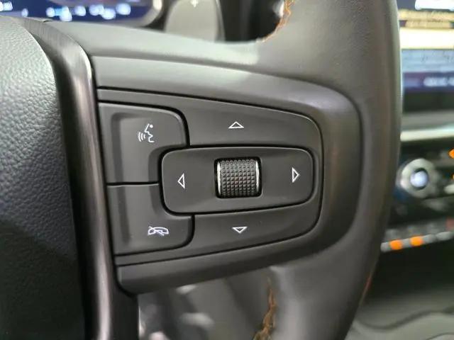 2025 GMC Sierra 1500 4WD Crew Cab Standard Box AT4