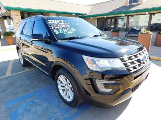2017 Ford Explorer XLT for sale in HOUSTON, TX