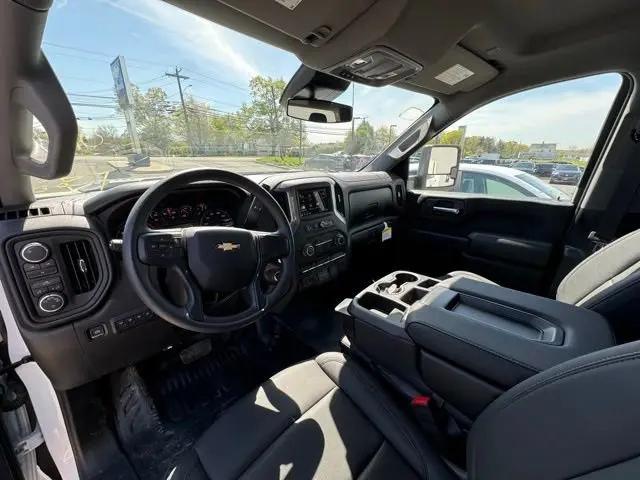 2025 Chevrolet Silverado 3500HD Work Truck