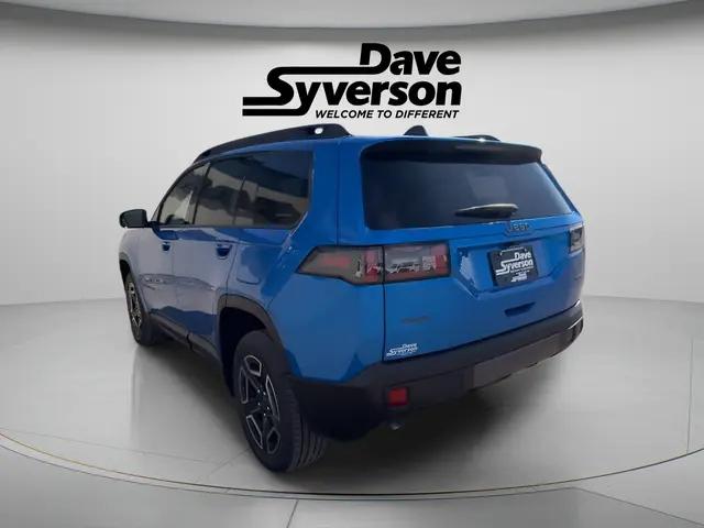 2026 Jeep Cherokee Laredo 4x4