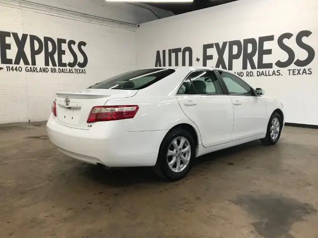 2009 Toyota Camry LE