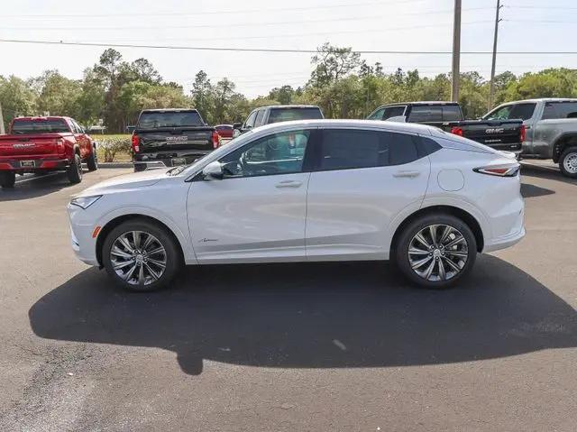 2026 Buick NV Avenir FWD