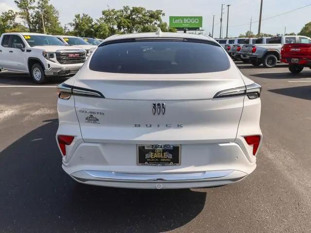 2026 Buick NV Avenir FWD