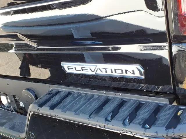 2026 GMC Sierra 1500 Crew Cab, Short Bed, Elevation, 4WD