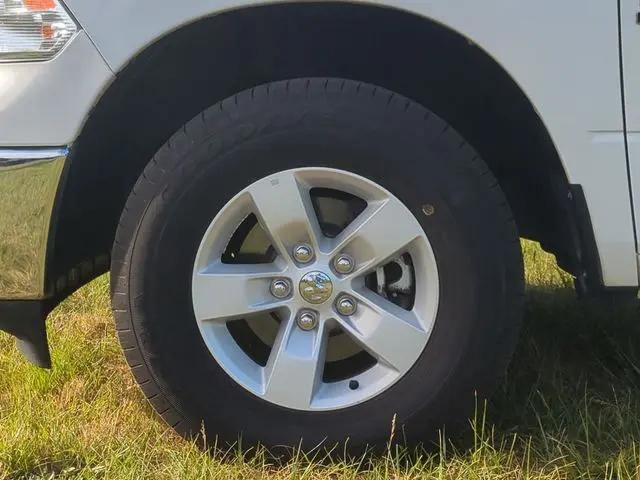 2022 Ram 1500 Classic Tradesman Regular Cab 4x4 8' Box