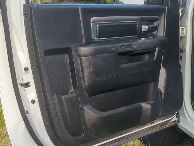 2022 Ram 1500 Classic Tradesman Regular Cab 4x4 8' Box