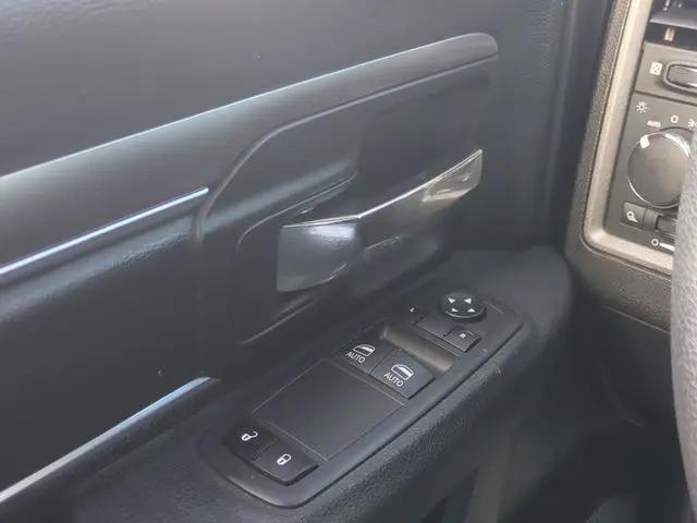 2022 Ram 1500 Classic Tradesman Regular Cab 4x4 8' Box
