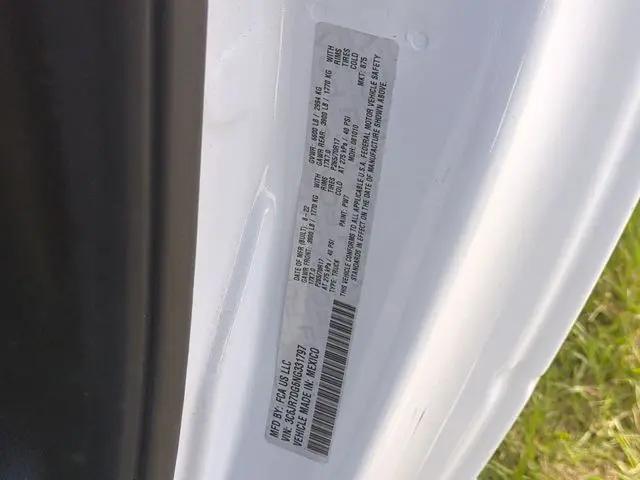 2022 Ram 1500 Classic Tradesman Regular Cab 4x4 8' Box