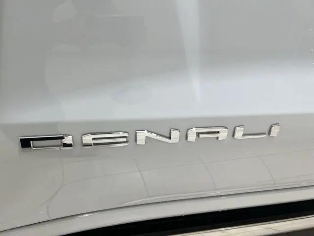 2026 GMC Sierra 1500 Crew Cab, Short Bed, Denali, 4WD