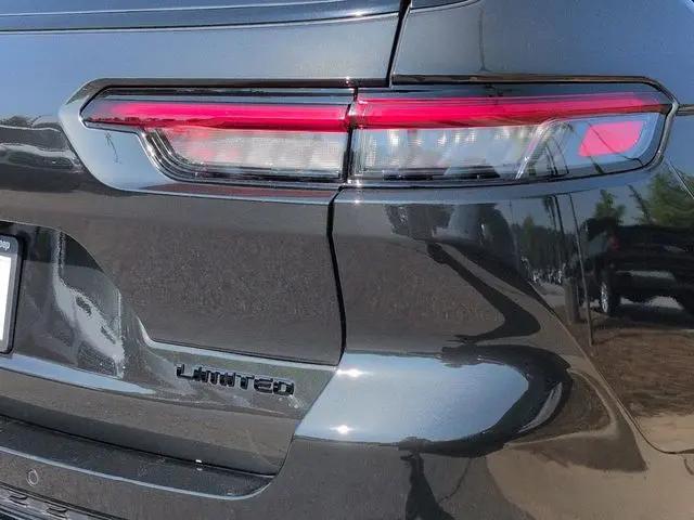 2024 Jeep Grand Cherokee L Limited 4x2