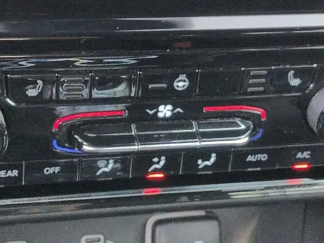 2024 Jeep Grand Cherokee L Limited 4x2
