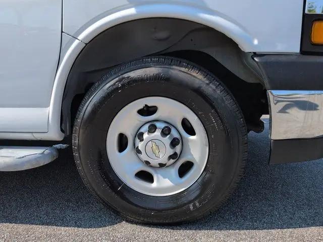 2023 Chevrolet Express Cargo Van RWD 2500 Regular Wheelbase WT