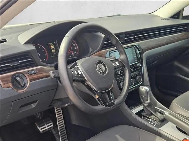 2020 Volkswagen Passat 2.0T SEL