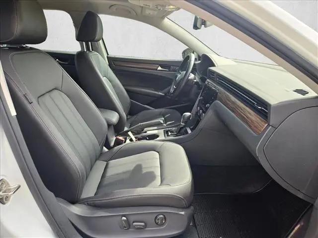 2020 Volkswagen Passat 2.0T SEL