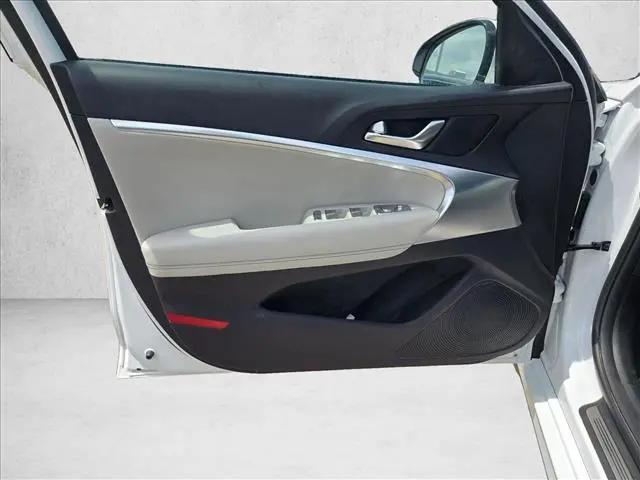 2025 Genesis G70 2.5T RWD