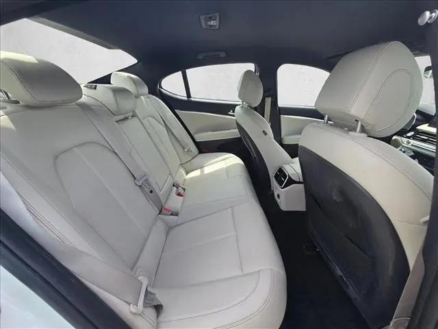 2025 Genesis G70 2.5T RWD