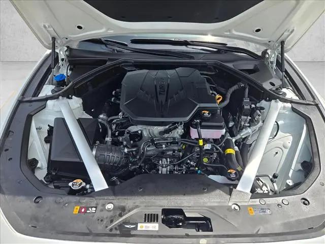 2025 Genesis G70 2.5T RWD