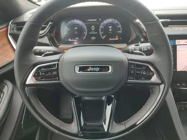 2026 Jeep Grand Cherokee L Summit 4x4