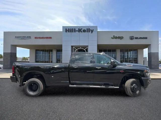 2026 Ram 3500 Tradesman Crew Cab 4x4 8' Box