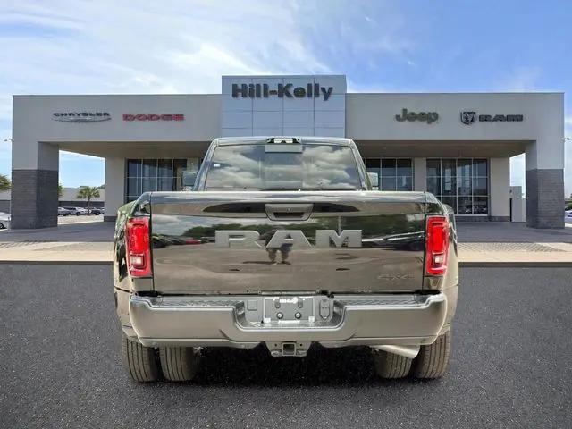 2026 Ram 3500 Tradesman Crew Cab 4x4 8' Box