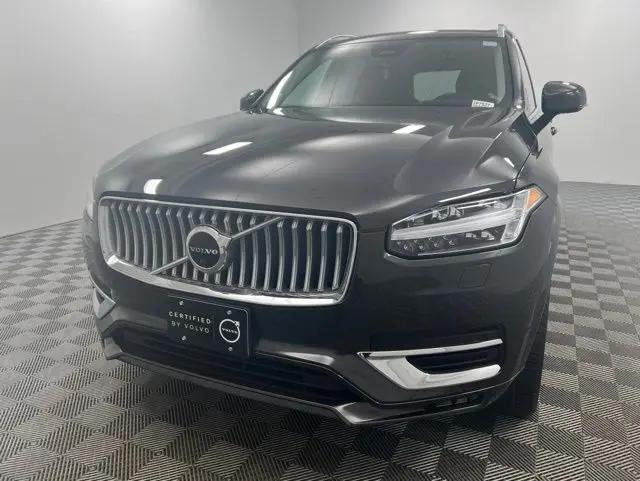 2023 Volvo XC90 B6 Plus 6-Seater