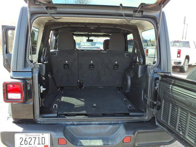 2023 Jeep Wrangler 4-Door Sahara 4x4