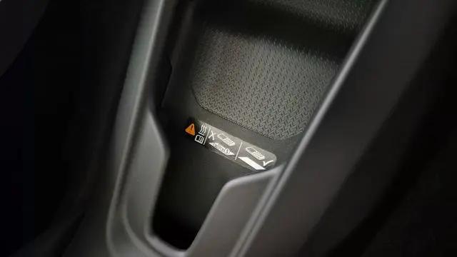 2026 Chevrolet Corvette Stingray Convertible, 2LT, RWD