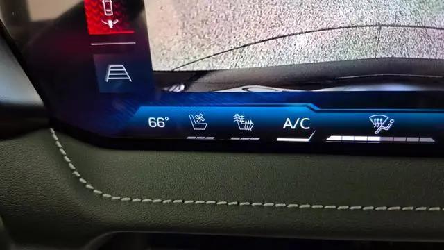 2026 Chevrolet Corvette Stingray Convertible, 2LT, RWD