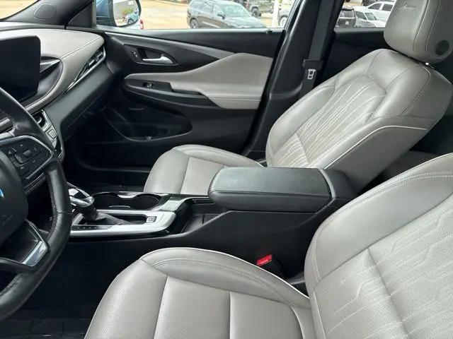 2024 Buick NV Avenir FWD