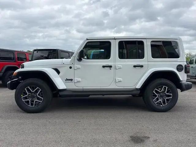 2026 Jeep Wrangler 4-Door Sahara 4x4