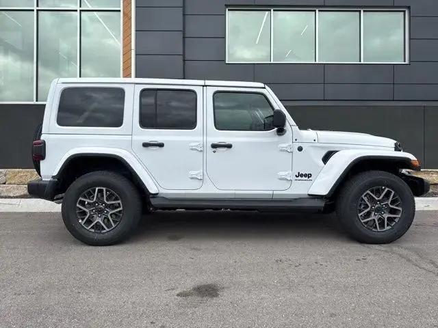 2026 Jeep Wrangler 4-Door Sahara 4x4