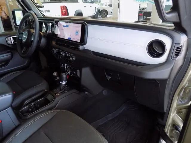 2025 Jeep Wrangler 4-Door Summit 4x4