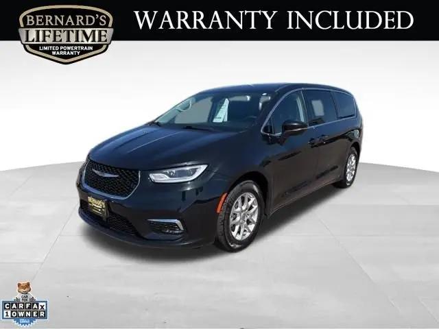 2023 Chrysler Pacifica Touring L for sale in New Richmond, WI