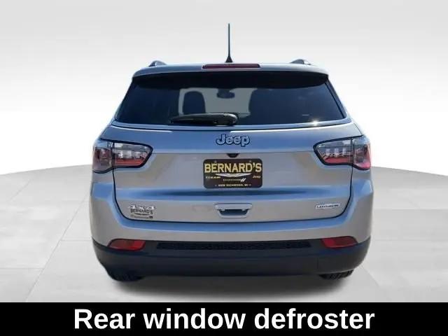 2023 Jeep Compass Latitude Lux FWD