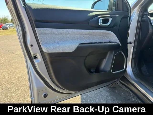 2023 Jeep Compass Latitude Lux FWD