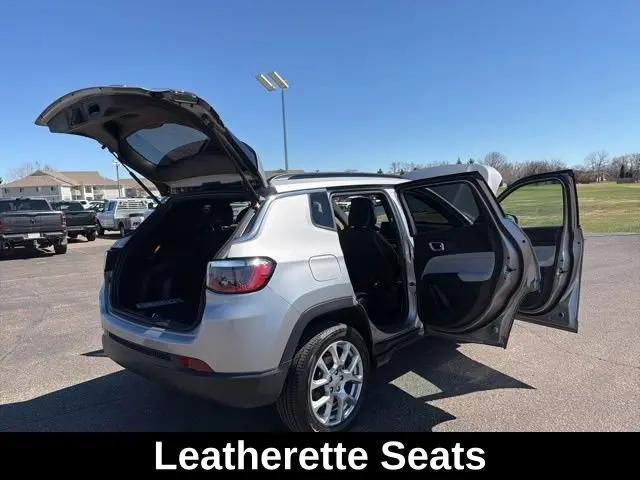 2023 Jeep Compass Latitude Lux FWD