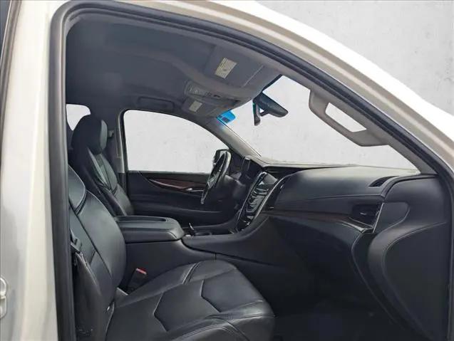 2020 Cadillac Escalade 2WD Standard