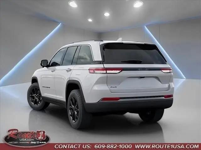 2026 Jeep Grand Cherokee Altitude 4x4